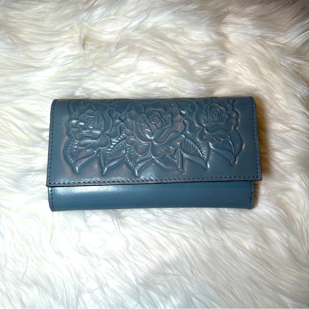 PATRICIA NASH SAFFLOWER BLUE WALLET